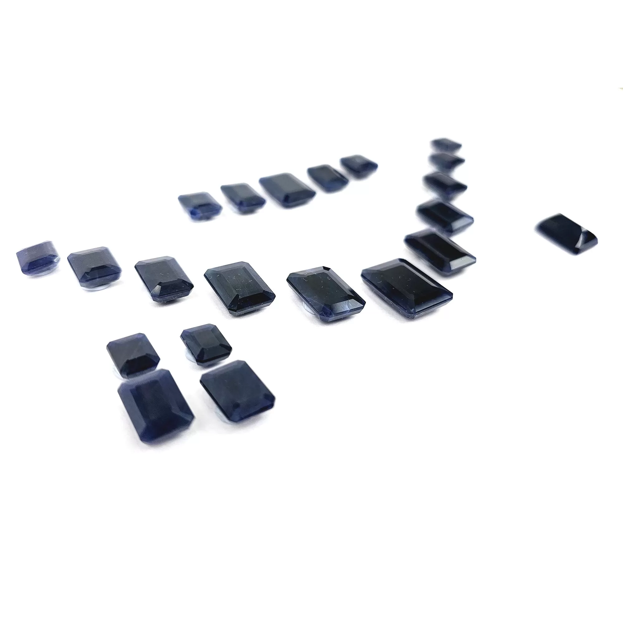 Blue Sapphire Gemstone Normal Cut : 224.75cts Natural Untreated Unheated Sapphire Cushion Shape 8*10mm - 15*20mm 21pcs Sets For Jewellery