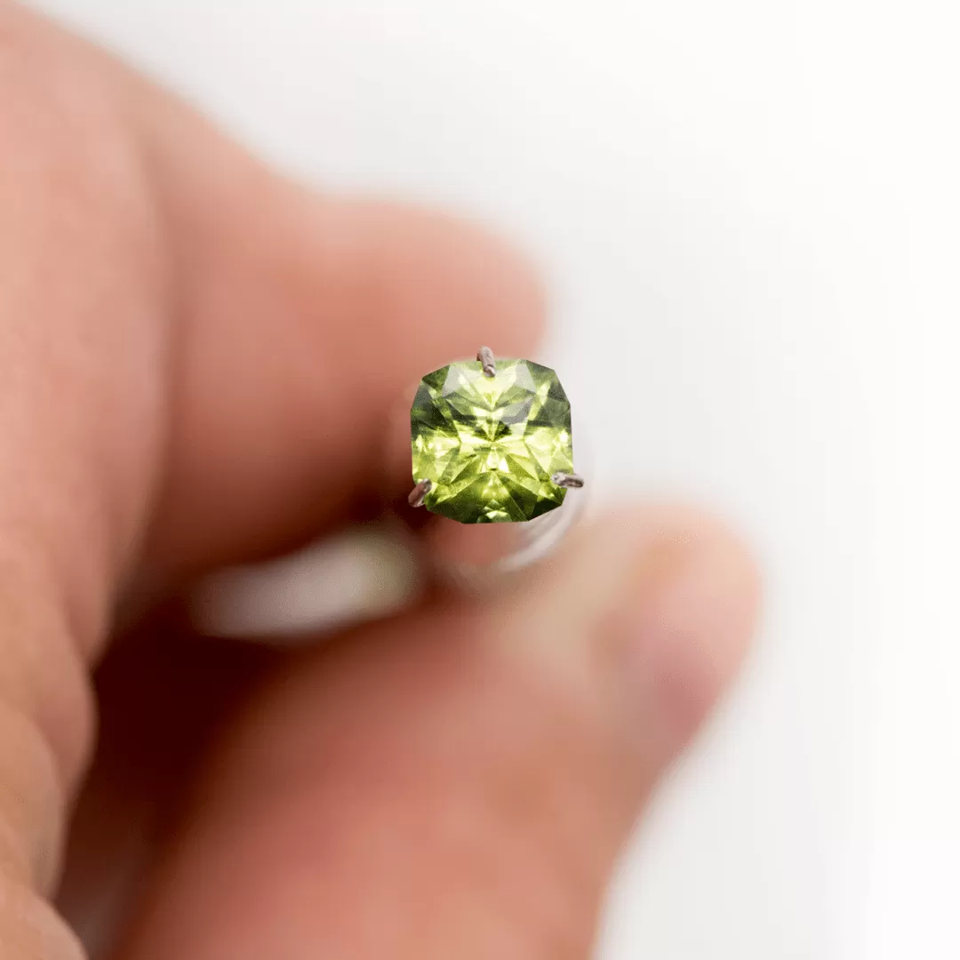 Cushion Custom Cut Green 5.2mm/0.87ct Australian Sapphire Loose Gemstone