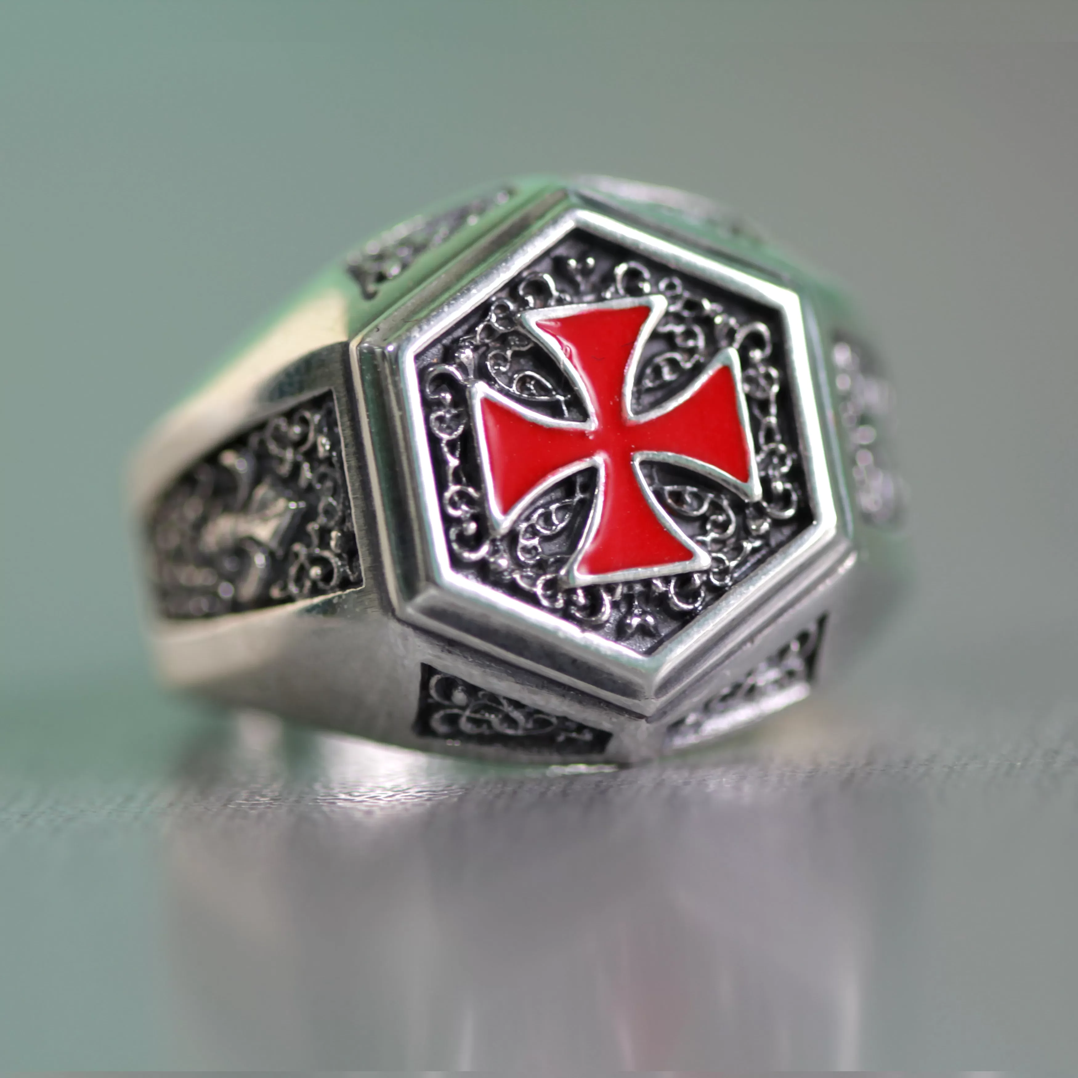 Knights Templar Ring, The Order of Solomon Temple Signet with Cross Red Enamel