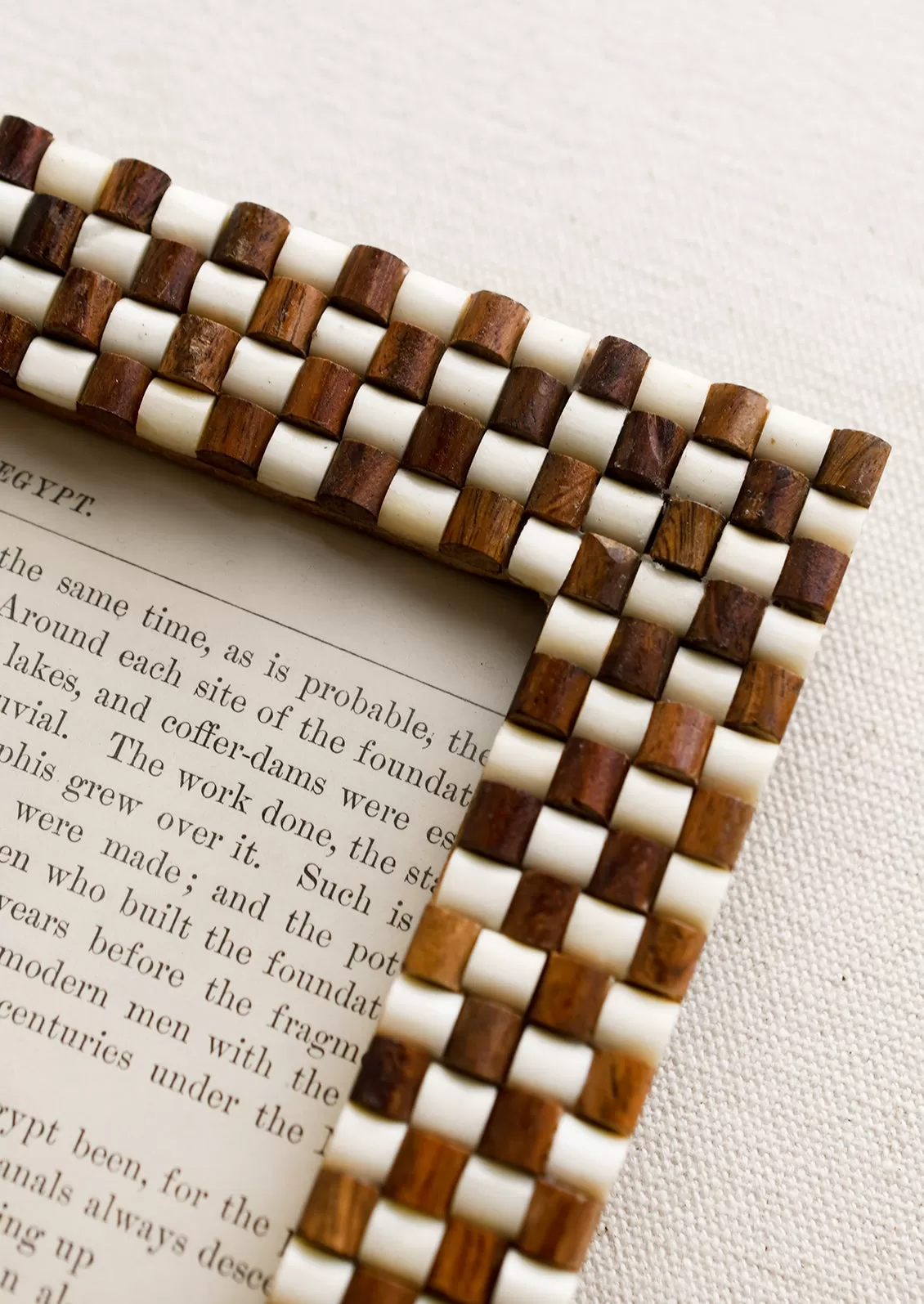 Mini Checkered Weave Picture Frame